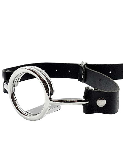 (Bild für) Edelstahl-Ringknebel mit Zungenspatel und Strap-On aus Leder